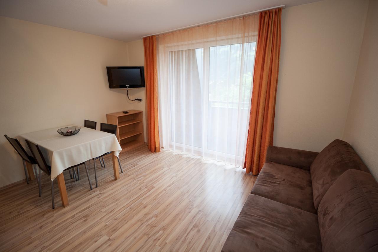 Apparthaus & Chalets Hofer Zell am Ziller Buitenkant foto