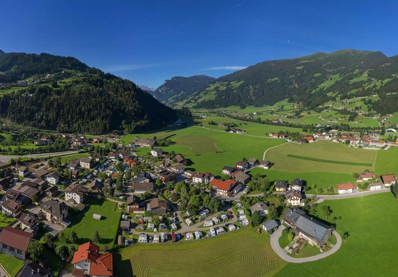 Apparthaus & Chalets Hofer Zell am Ziller Buitenkant foto